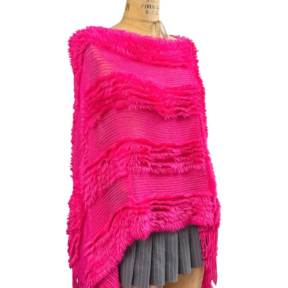 Y2K Hot Pink Fringe Poncho Shaggy Eyelash Knit Asymmetric Tassel Party Funky